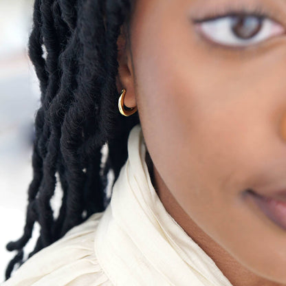 Wobbly Classic Small Hoop Earrings