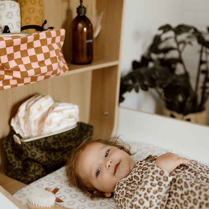 VIC TOILETRY BAG CHECKERBOARD STRAWBERRY