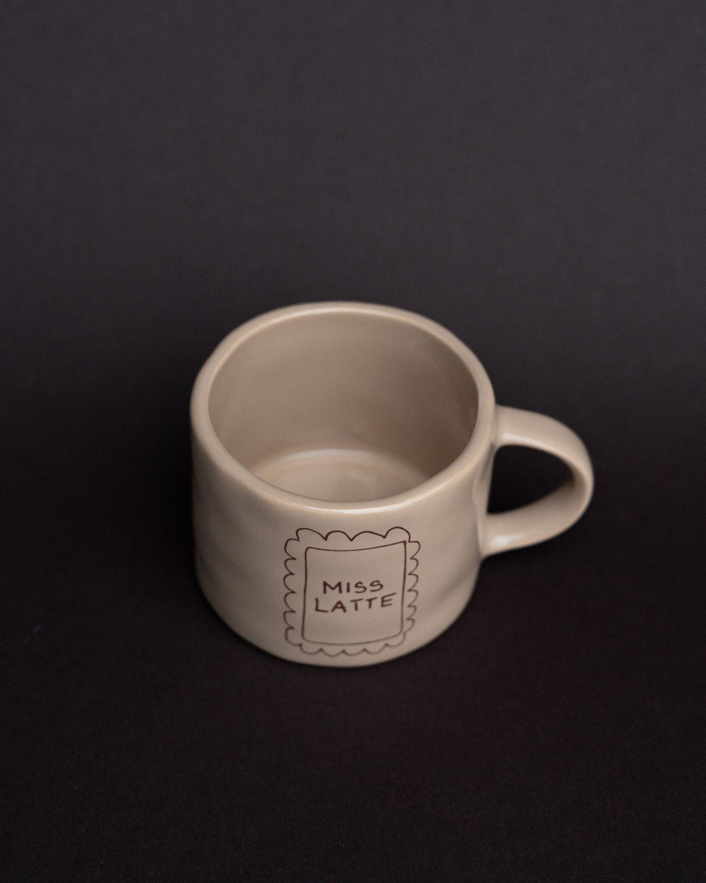 Sisi mug, Miss Latte