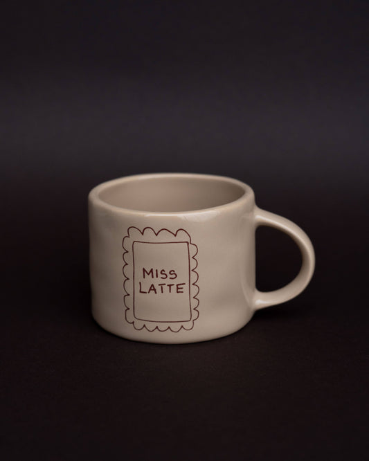 Sisi mug, Miss Latte