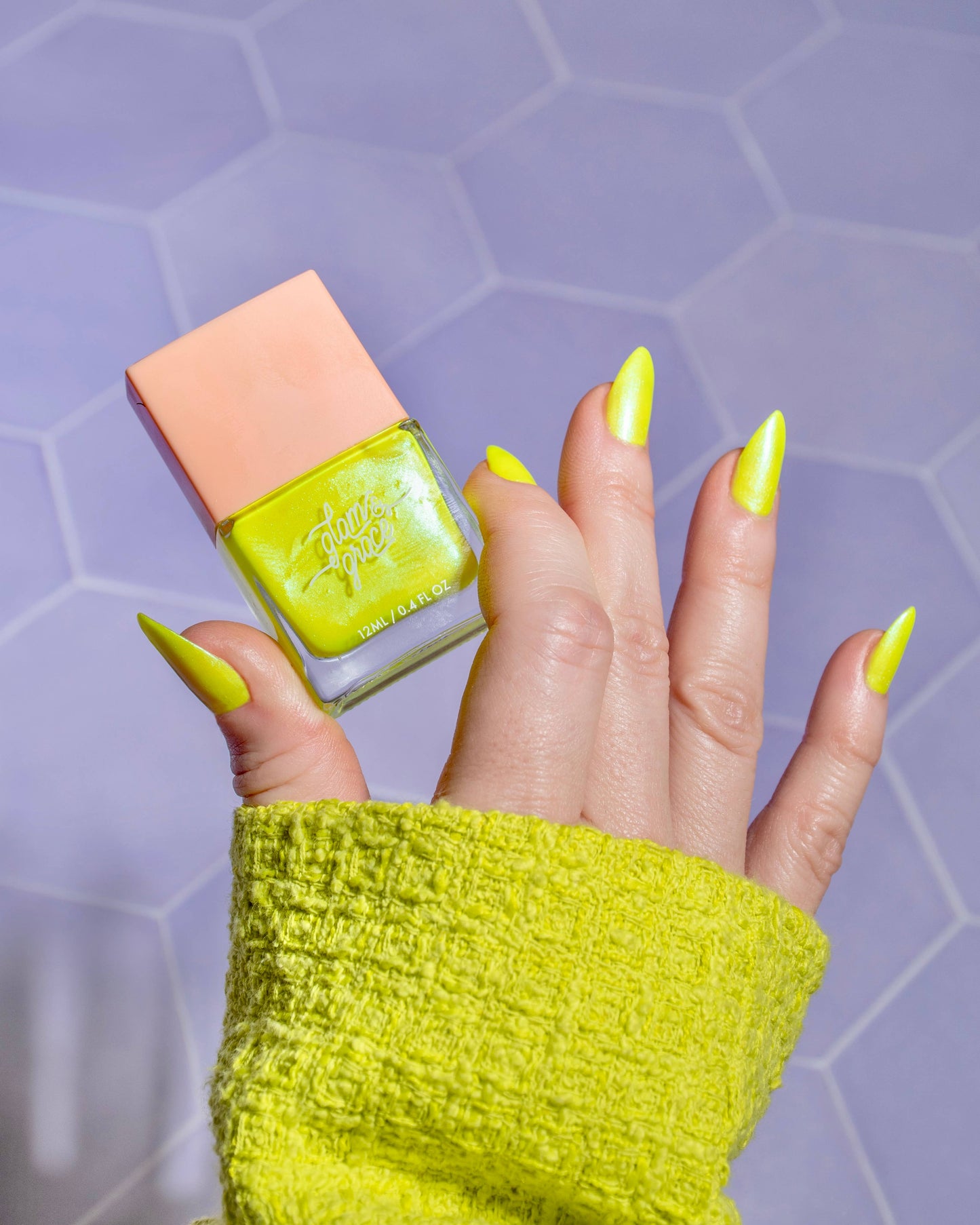 Non-Toxic Nail Polish - Highlight