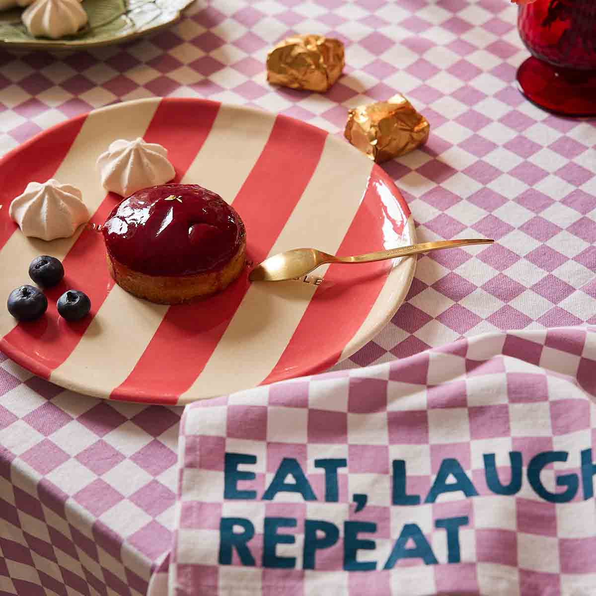 NAPKIN JOSEPHINE STRAWBERRY - EAT, LAUGH, REPEAT